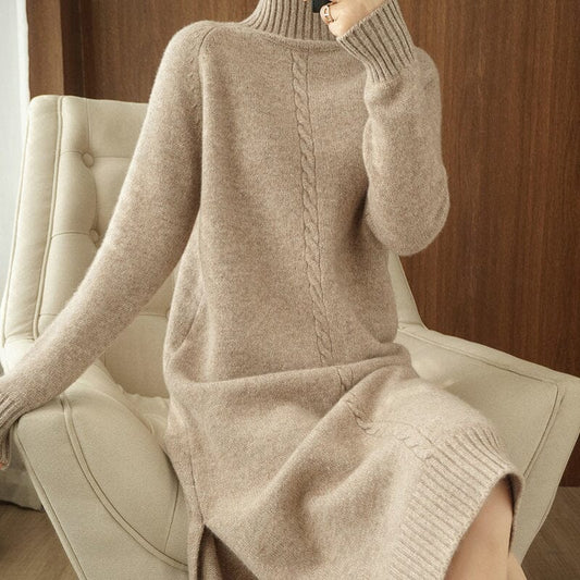 Vestido Tricot Manga Longa e Gola Alta