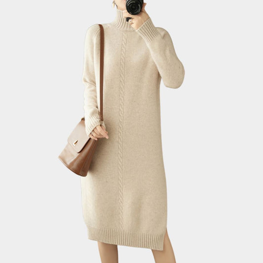 Vestido Tricot Manga Longa e Gola Alta